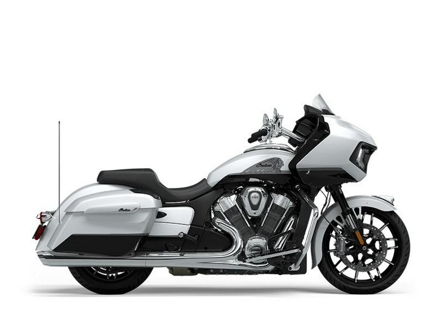 2024 Indian Motorcycle® Challenger® Limited with PowerBand Audio Package Ghost White Metallic