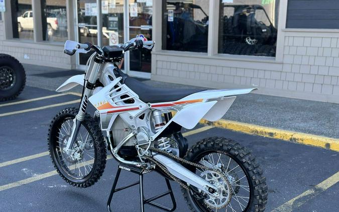 2017 Alta Motors Redshift MX