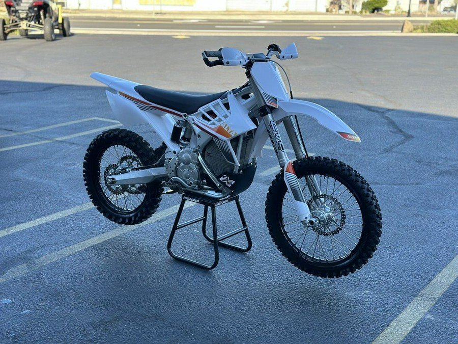 2017 Alta Motors Redshift MX