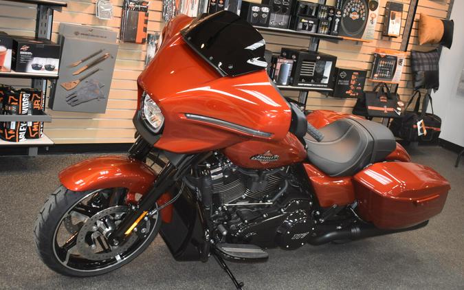 FLHX 2025 Street Glide®