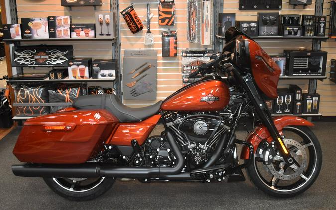 FLHX 2025 Street Glide®