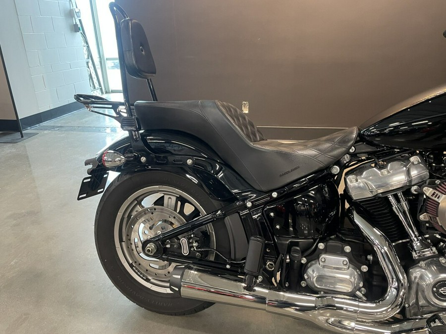 2023 Harley-Davidson® Softail® Standard Vivid Black
