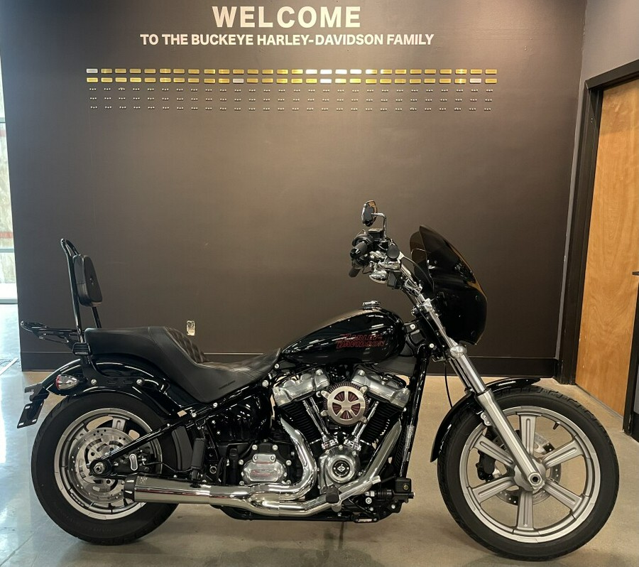 2023 Harley-Davidson® Softail® Standard Vivid Black