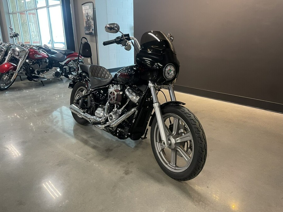 2023 Harley-Davidson® Softail® Standard Vivid Black