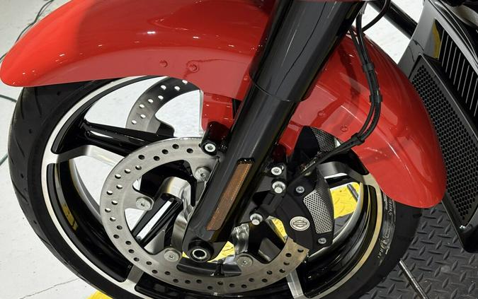 2026 Harley-Davidson® Road Glide® Blood Orange - Black