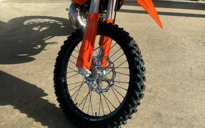 2025 KTM 300 SX