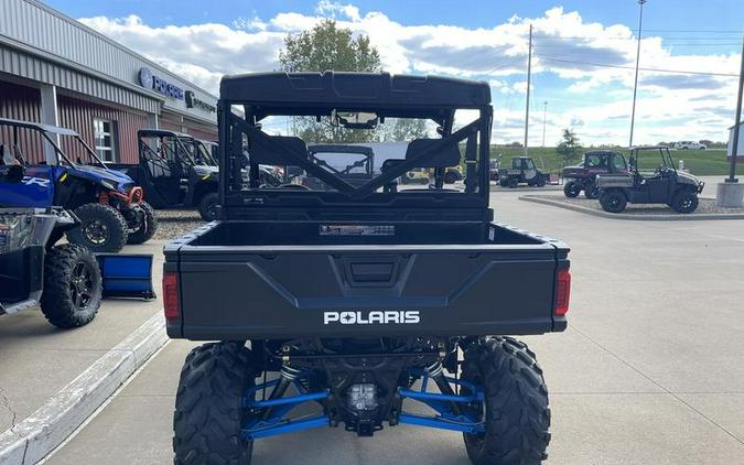 2017 Polaris® RANGER XP® 900 EPS Silver Pearl