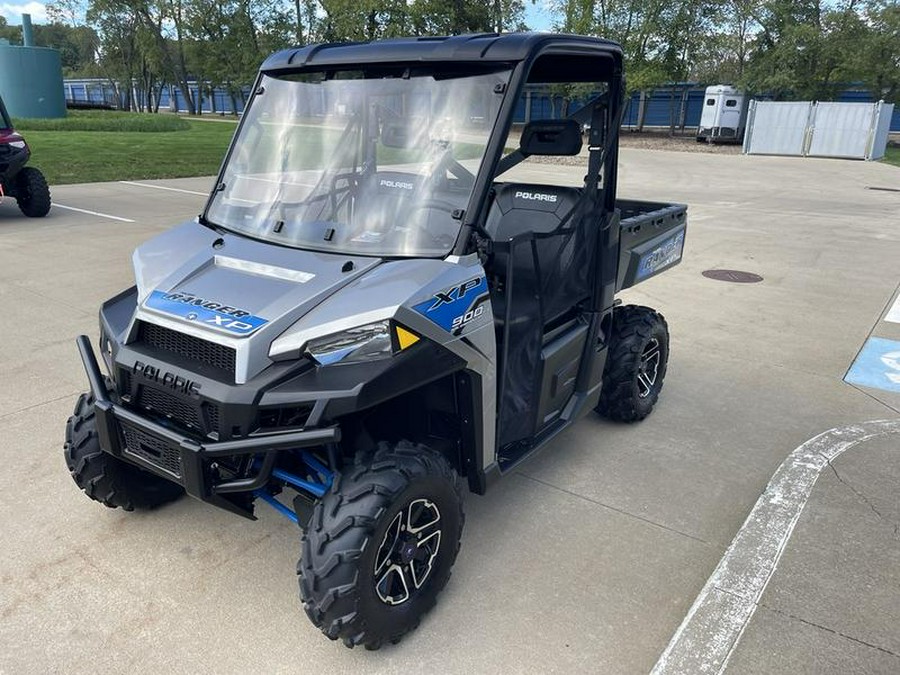 2017 Polaris® RANGER XP® 900 EPS Silver Pearl