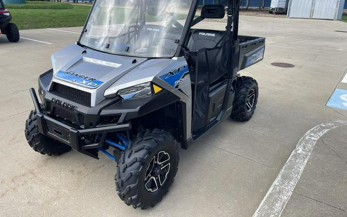 2017 Polaris® RANGER XP® 900 EPS Silver Pearl