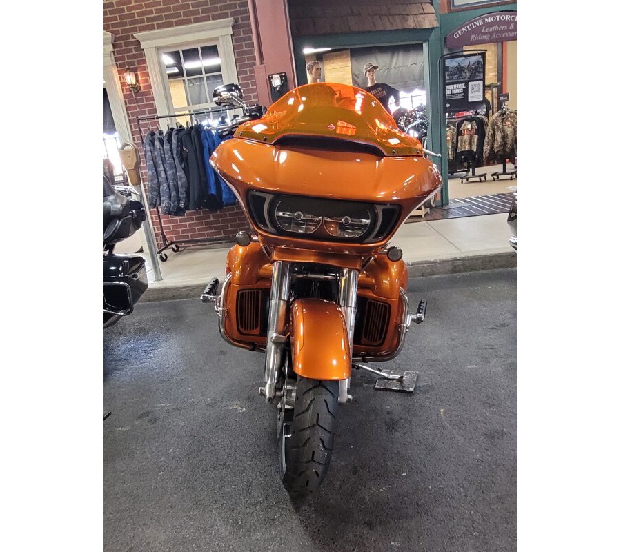 2015 Harley-Davidson® Road Glide® Special Amber Whiskey