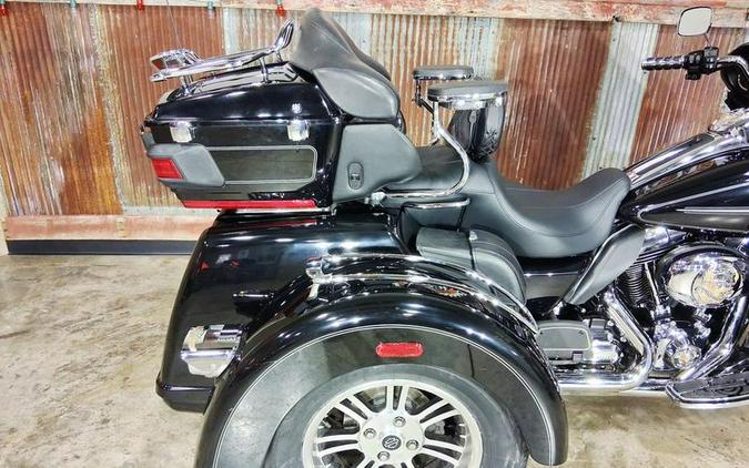 2013 Harley-Davidson® FLHTCUTG - Tri Glide® Ultra Classic®