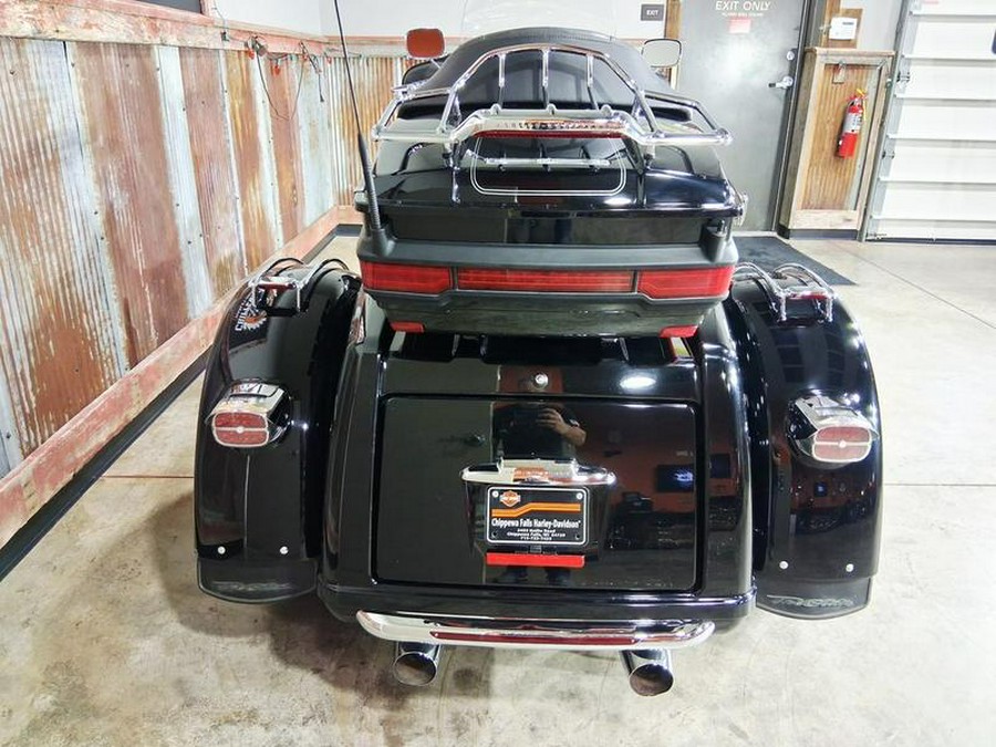 2013 Harley-Davidson® FLHTCUTG - Tri Glide® Ultra Classic®