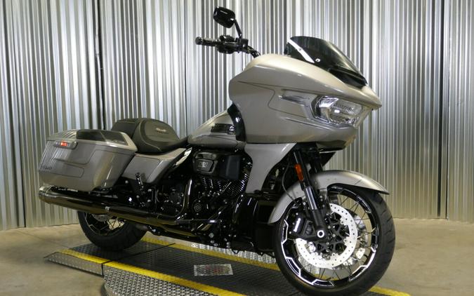 2023 Harley-Davidson CVO Road Glide