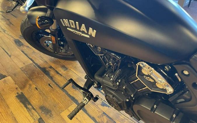 2019 Indian Motorcycle® Scout® Bobber ABS Thunder Black Smoke