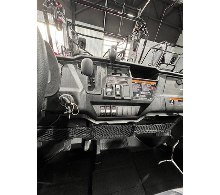 2025 Honda Pioneer 1000-5 Deluxe