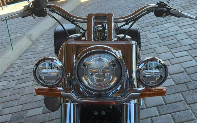 2019 Harley-Davidson® FLDE - Softail® Deluxe