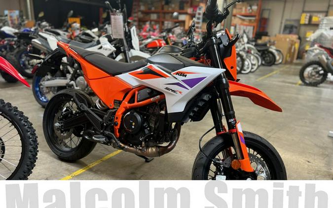 2026 KTM SMC 390 R