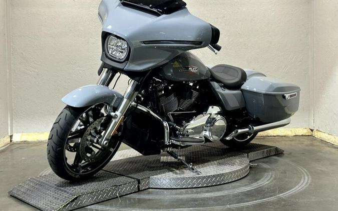 Harley-Davidson® Street Glide® 2026 DRK BILIARD GRY