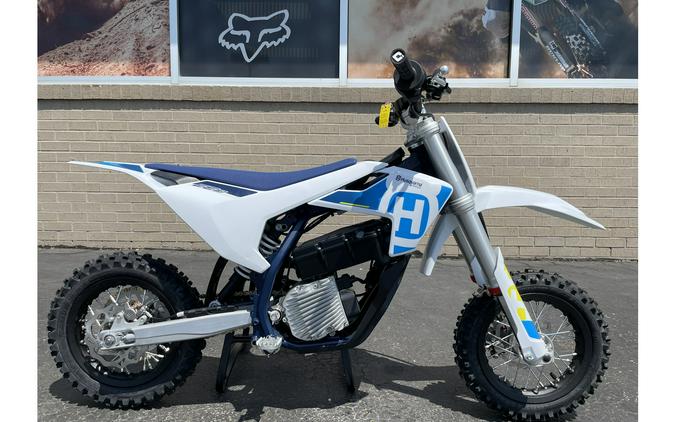 2024 Husqvarna Motorcycles EE 5