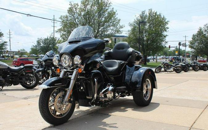 2024 Harley-Davidson® FLHTCUTG - Tri Glide® Ultra