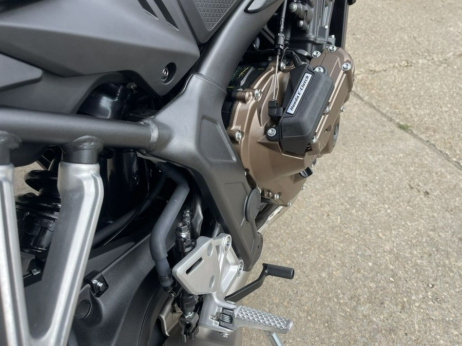 2025 Honda® CB650R E-Clutch