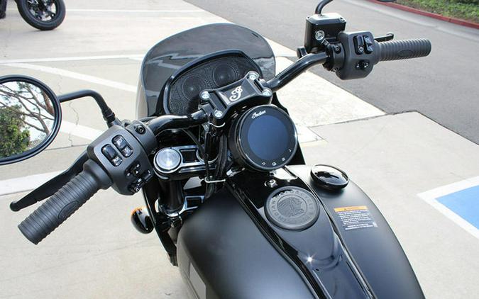 2026 Indian Motorcycle® Sport Chief RT Black Smoke