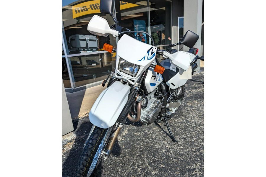 2024 Suzuki DR650SEM4