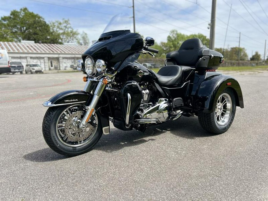 2024 Harley-Davidson® FLHTCUTG - Tri Glide® Ultra