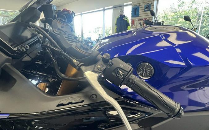 2025 Yamaha YZF R3