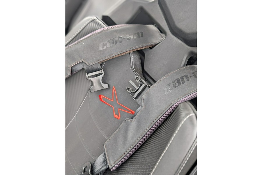 2025 Can-Am Maverick X3 X rs TURBO RR SMART-SHOX