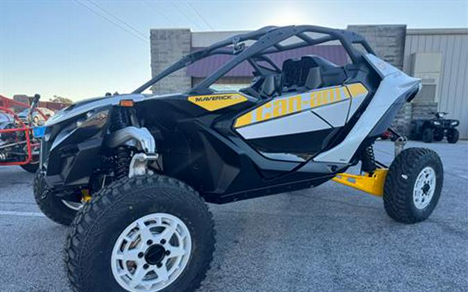 2024 Can-Am Maverick R 999T DCT