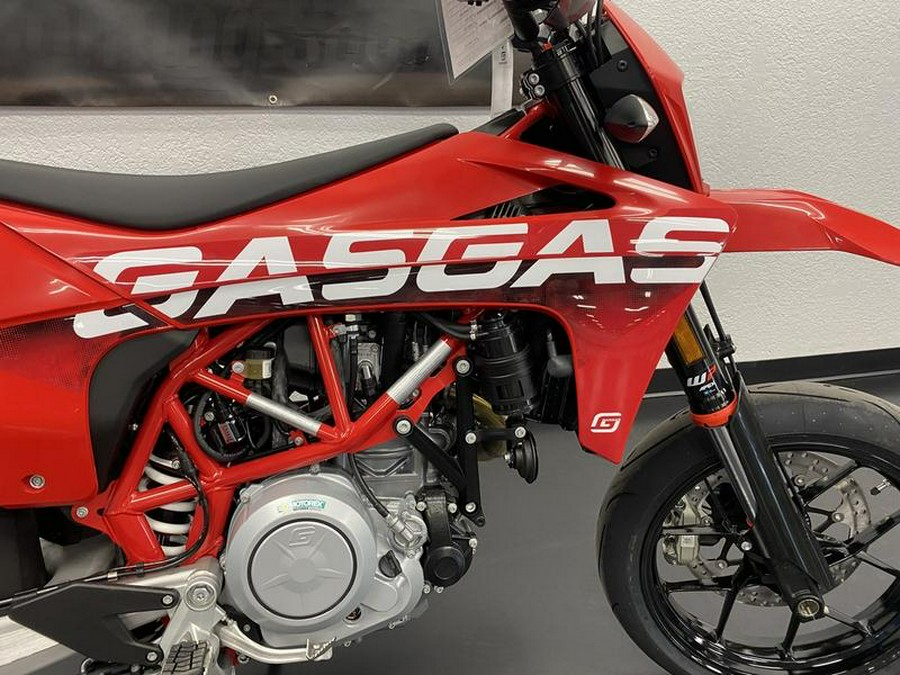 2023 GAS GAS 700SM