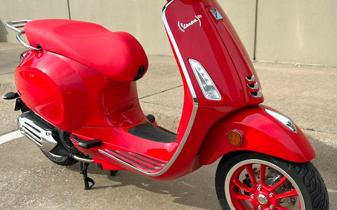 2023 Vespa Primavera 150 Red