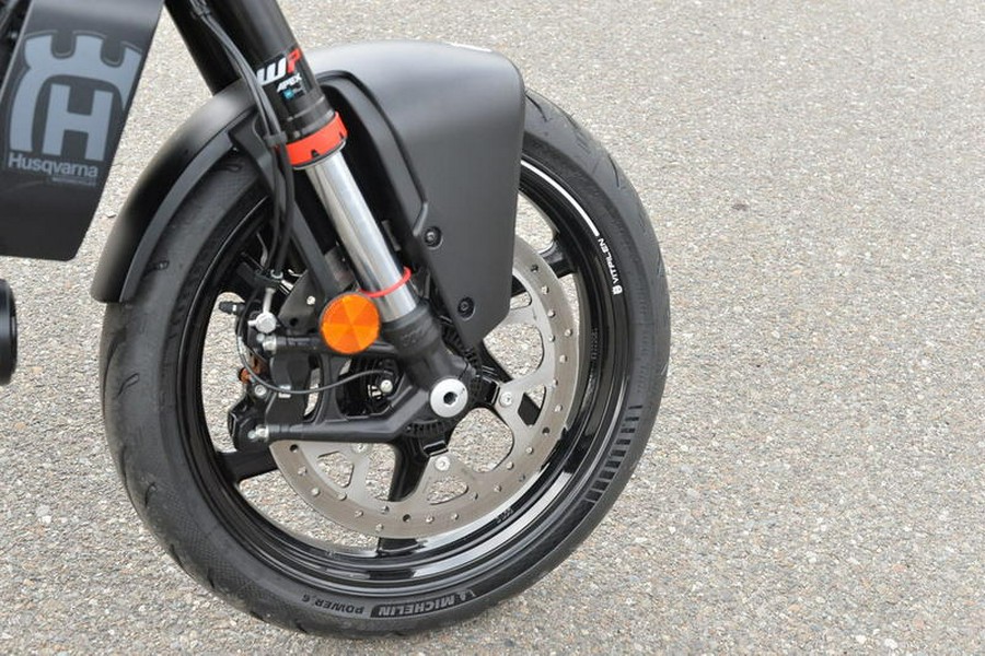 2024 Husqvarna® Vitpilen 401