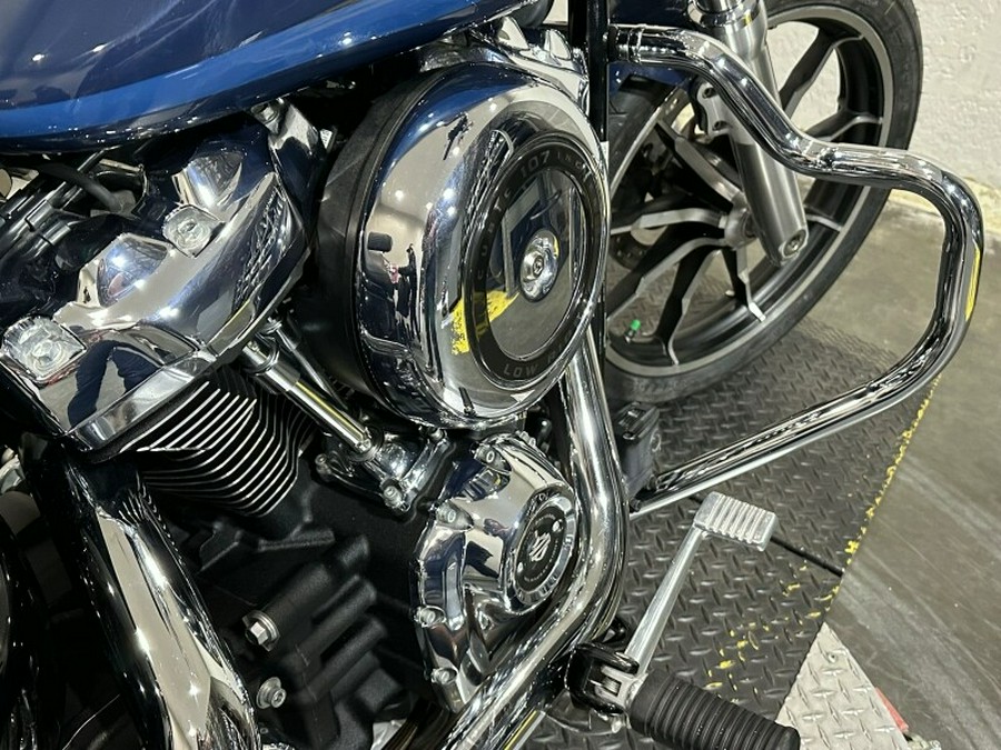 Harley-Davidson® Low Rider® 2020 FXLR 048143A BILLIARD BLUE