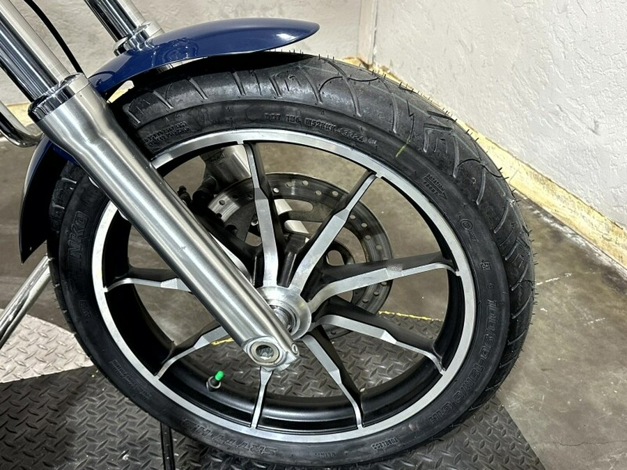 Harley-Davidson® Low Rider® 2020 FXLR 048143A BILLIARD BLUE