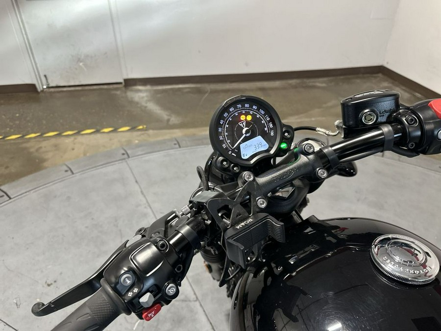 2023 Triumph Bonneville Bobber Base