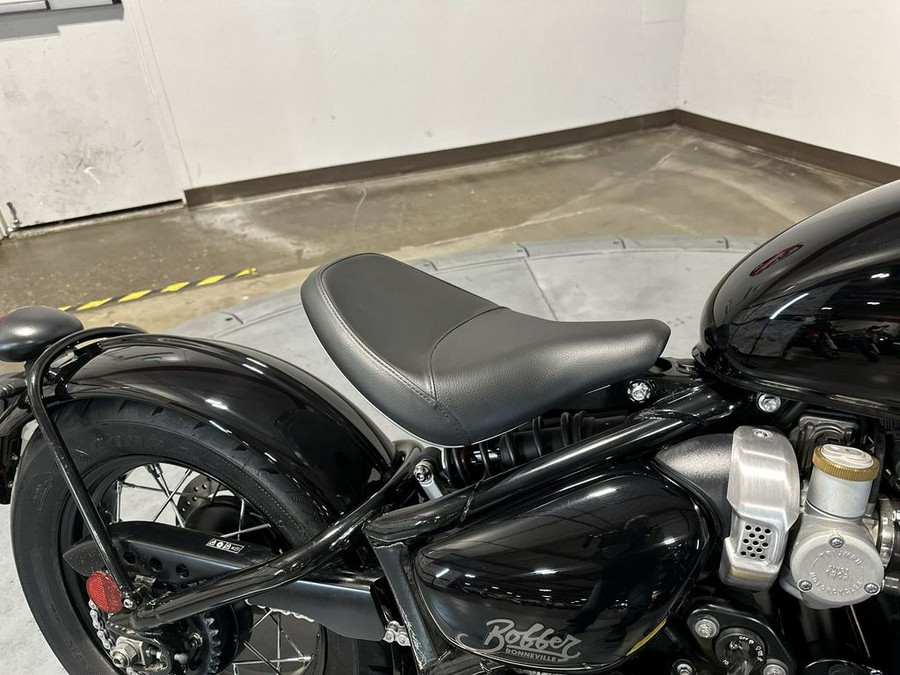 2023 Triumph Bonneville Bobber Base