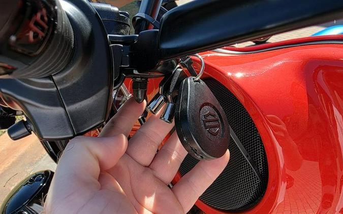 2020 Harley-Davidson® FLHXS - Street Glide® Special