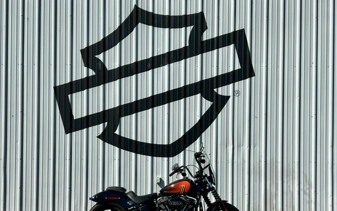2023 Harley-Davidson® Street Bob® 114 Vivid Black