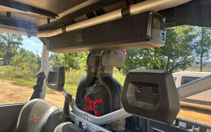 2025 Can-Am Defender MAX X mr HD10