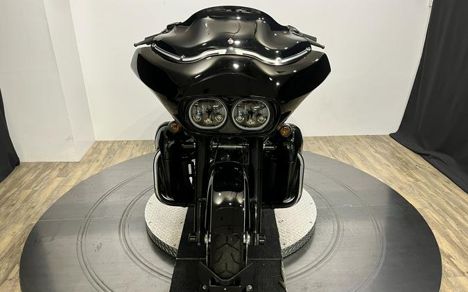 2011 Harley-Davidson Road Glide® Custom