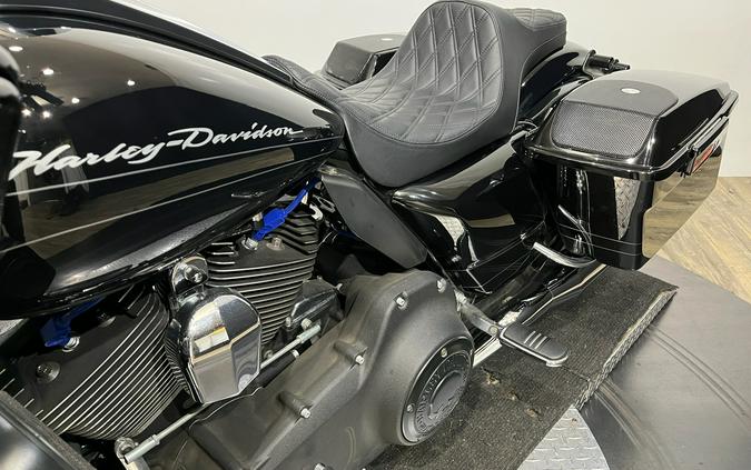 2011 Harley-Davidson Road Glide® Custom