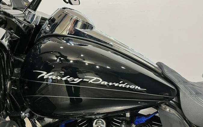 2011 Harley-Davidson Road Glide® Custom