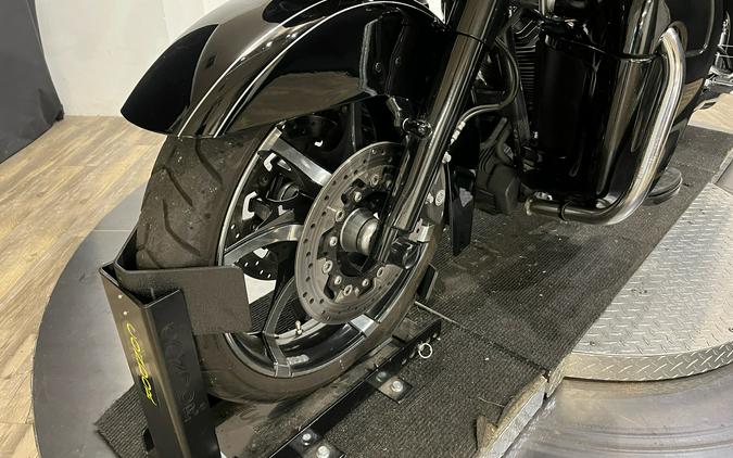 2011 Harley-Davidson Road Glide® Custom