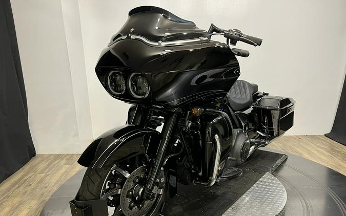2011 Harley-Davidson Road Glide® Custom