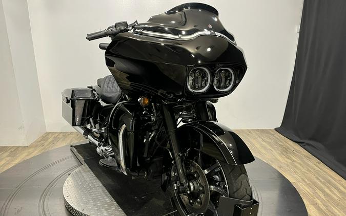 2011 Harley-Davidson Road Glide® Custom
