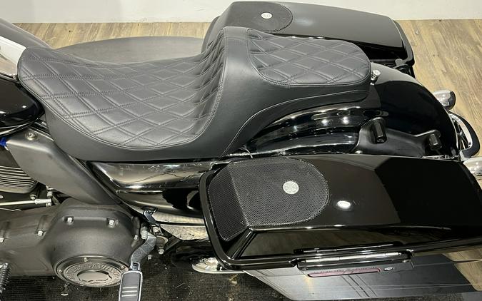 2011 Harley-Davidson Road Glide® Custom