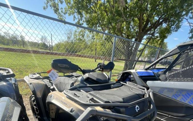 2027 Can-Am Outlander™ PRO XT HD7