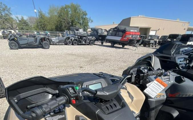 2027 Can-Am Outlander™ PRO XT HD7